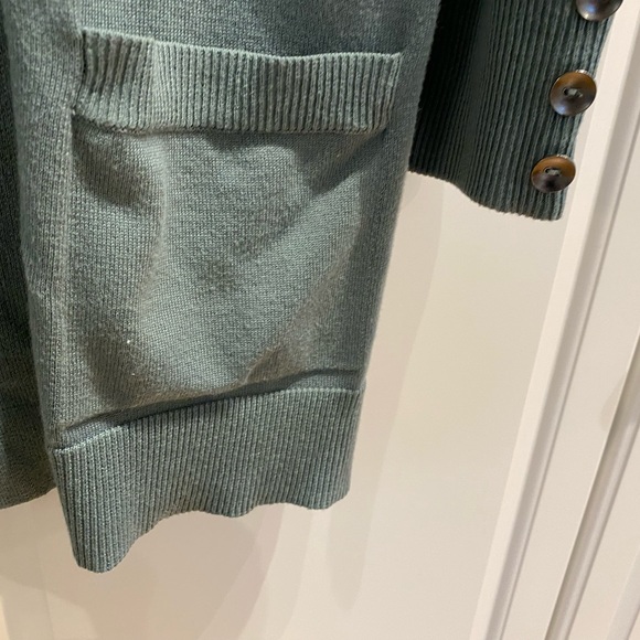 Christopher Banks Cardigan - Picture 3 of 4